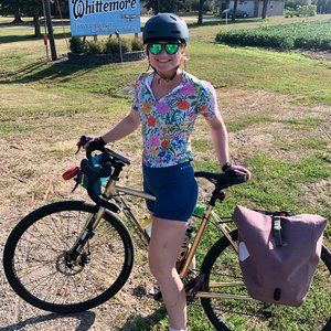 Meet your Posher, Cj